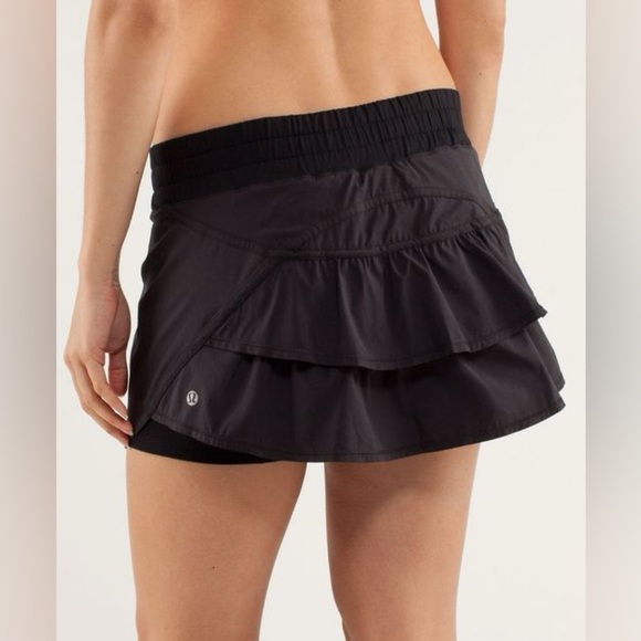 Lululemon Track Attack Skirt (with shorts)  athletica Black Size 10 - Picture 1 of 11